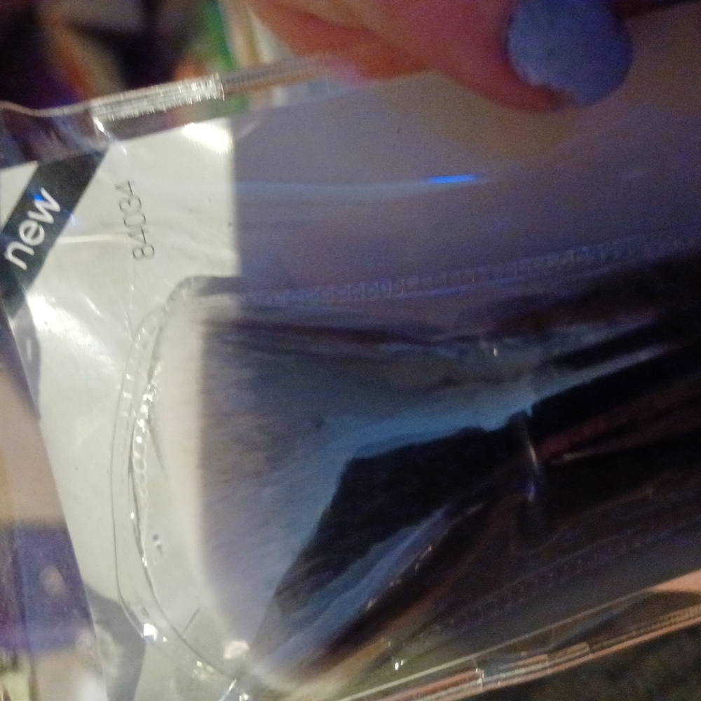 N.I.B Elf makeup bundle - Picture 8 of 8